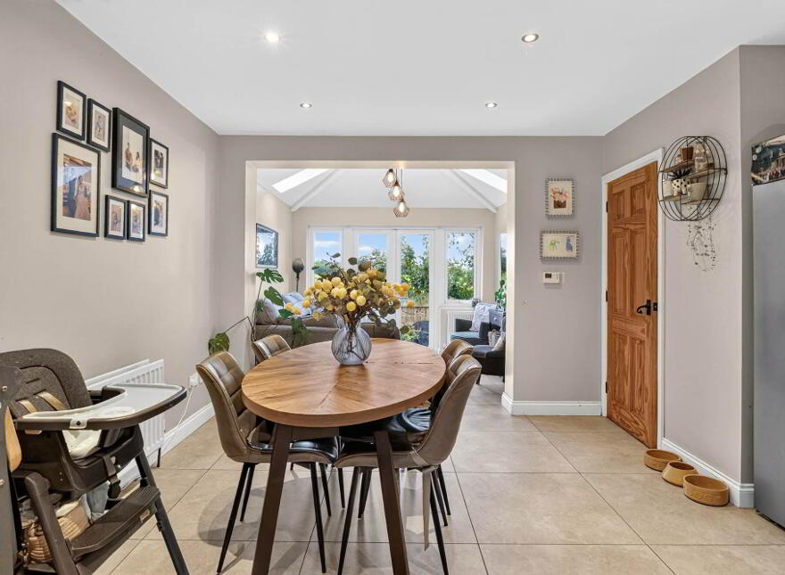 8 Demesne Valley, Dromore, BT25 1TD