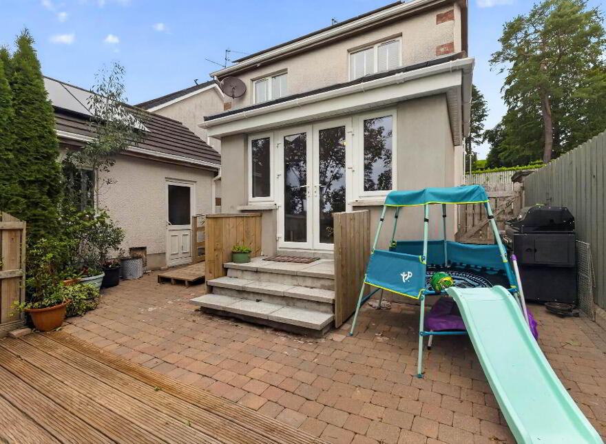 8 Demesne Valley, Dromore, BT25 1TD