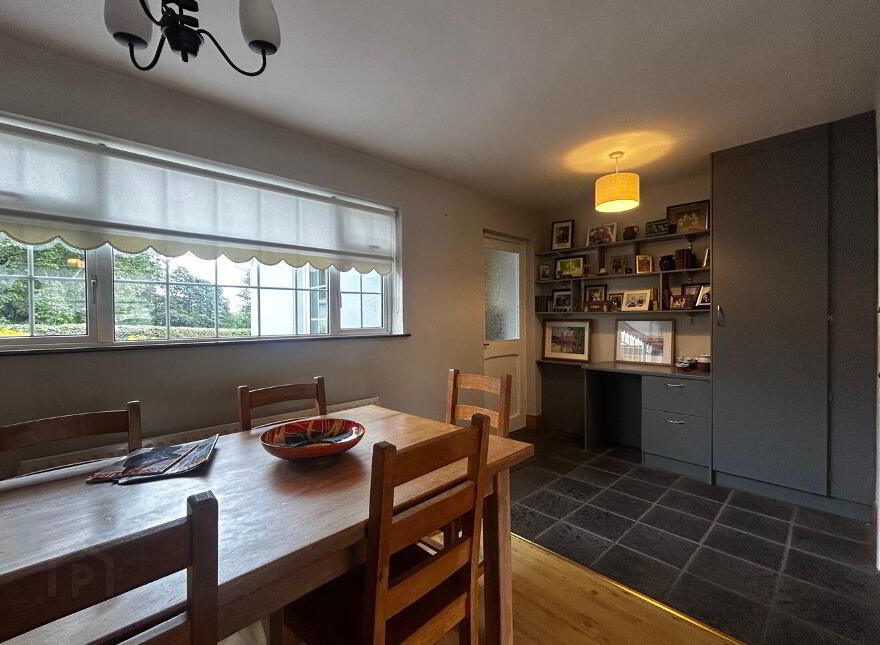 Ardlee, 7 Deerpark Gardens, Cashel, E25HY11