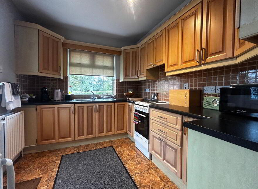 Ardlee, 7 Deerpark Gardens, Cashel, E25HY11