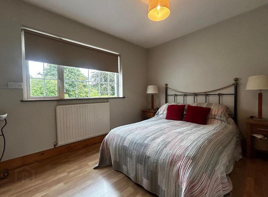 Ardlee, 7 Deerpark Gardens, Cashel, E25HY11