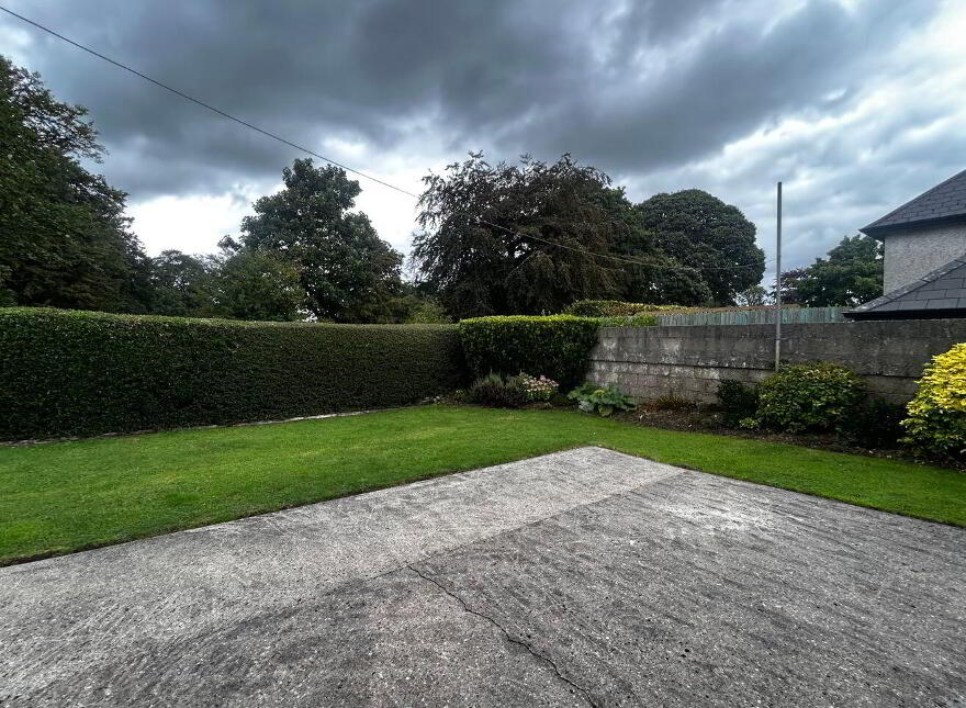 Ardlee, 7 Deerpark Gardens, Cashel, E25HY11