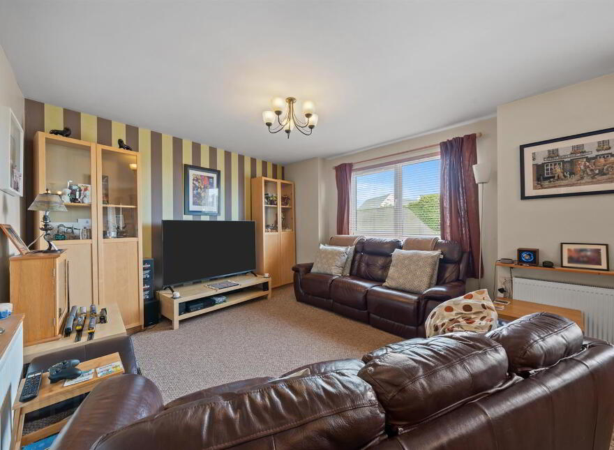 20 Dormans Court, Railway Street, Donaghadee, BT21 0JL