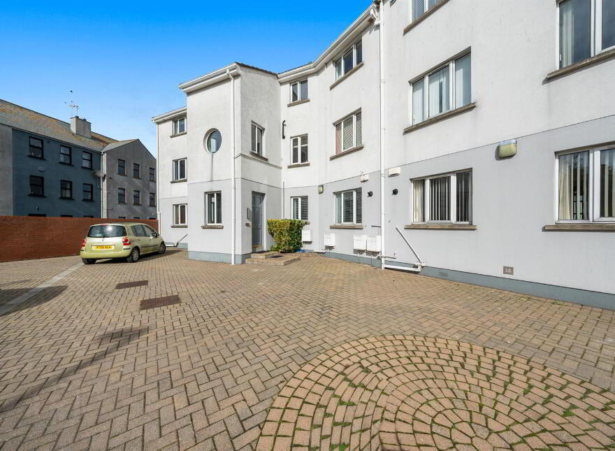 20 Dormans Court, Railway Street, Donaghadee, BT21 0JL