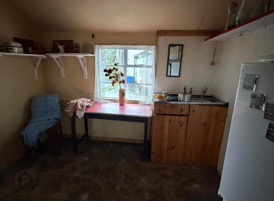 Townhouse, Parnell Street, Mountmellick, R32D377