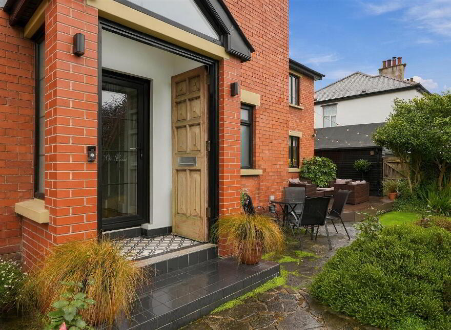 497 Upper Newtownards Road, Belfast, BT4 3LL