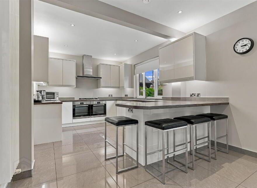497 Upper Newtownards Road, Belfast, BT4 3LL