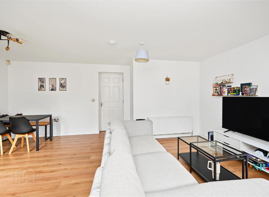 Apt 2 Meadow House, 47 The Boulevard, Belfast, BT7 3LN