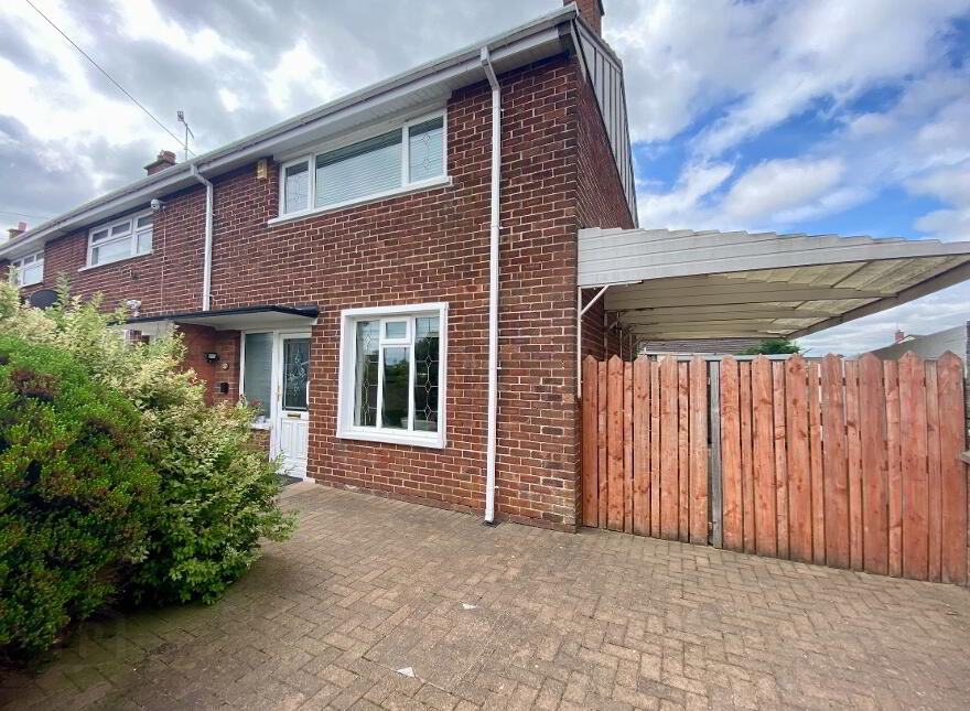 52 Victoria Road, Carrickfergus, BT38 7JJ