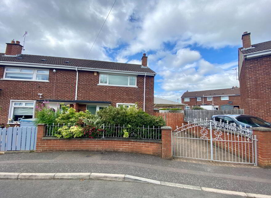 52 Victoria Road, Carrickfergus, BT38 7JJ
