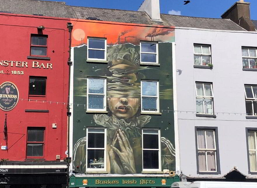Flat 1, 10 The Mall, Waterford City Centre, Waterford City Centre, X91VCR6 photo