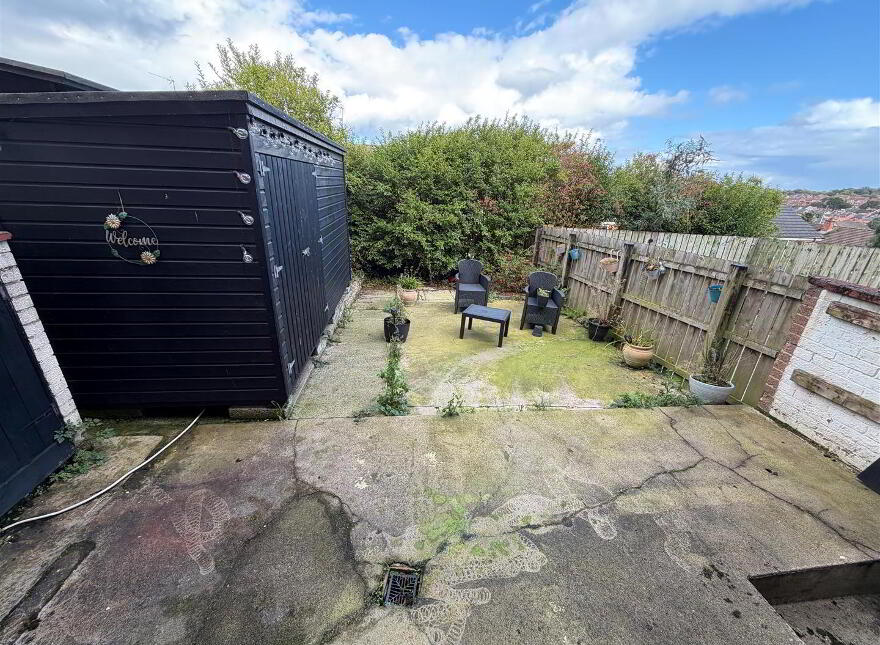 30 Silverstream Crescent, Bangor, BT20 3NE
