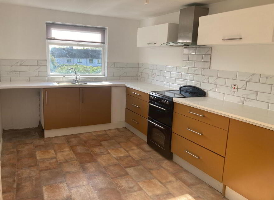 77 Main Street, Kircubbin, BT22 2SR