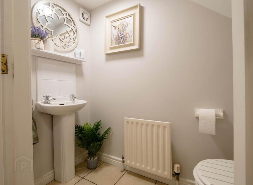 38 Silverhill Manor, Enniskillen, BT74 5JE