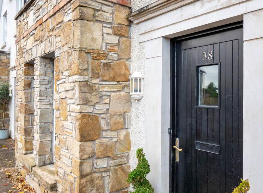 38 Silverhill Manor, Enniskillen, BT74 5JE