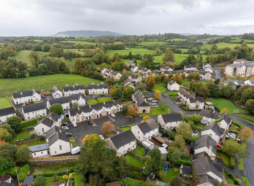 38 Silverhill Manor, Enniskillen, BT74 5JE