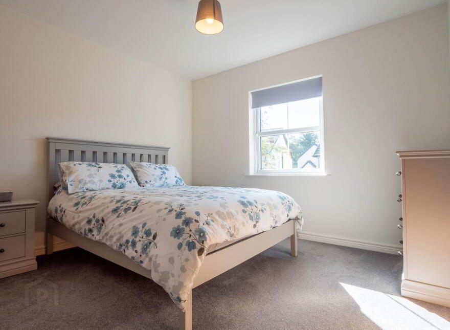 38 Silverhill Manor, Enniskillen, BT74 5JE