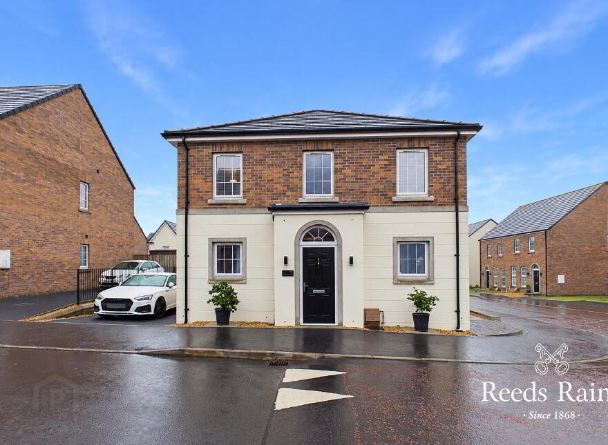 11 Bashford Park Close, Carrickfergus, BT38 7FQ