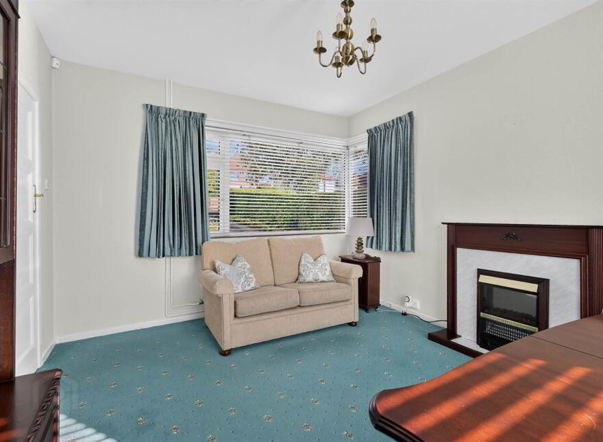 211 Kings Road, Belfast, BT5 7EH