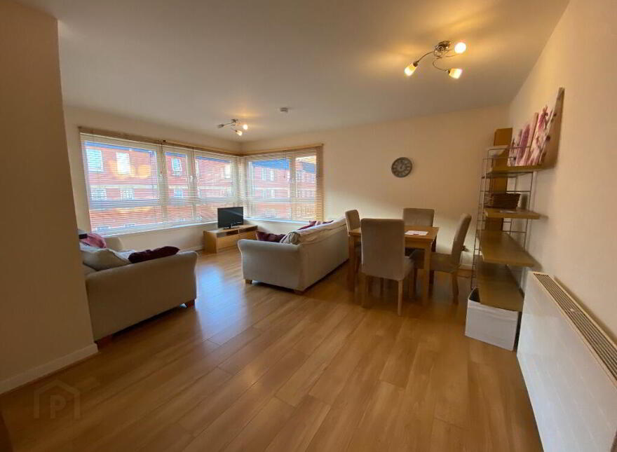 10 Salamander Court, Leith, Edinburgh, EH6 7JP