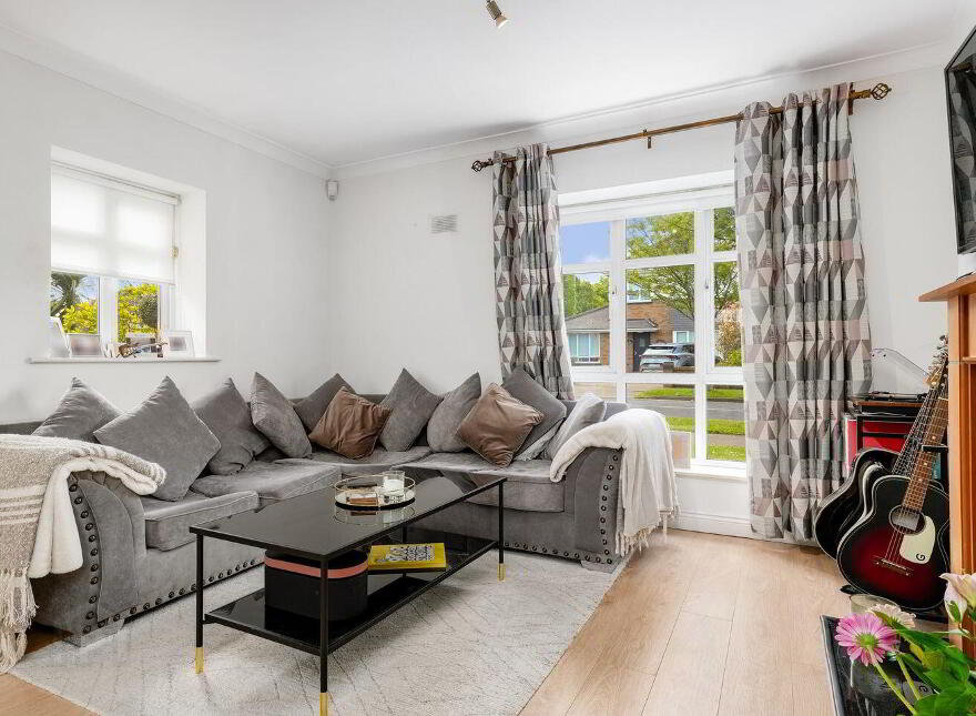 1 Parklands Court, Ballycullen, Ballycullen, D24