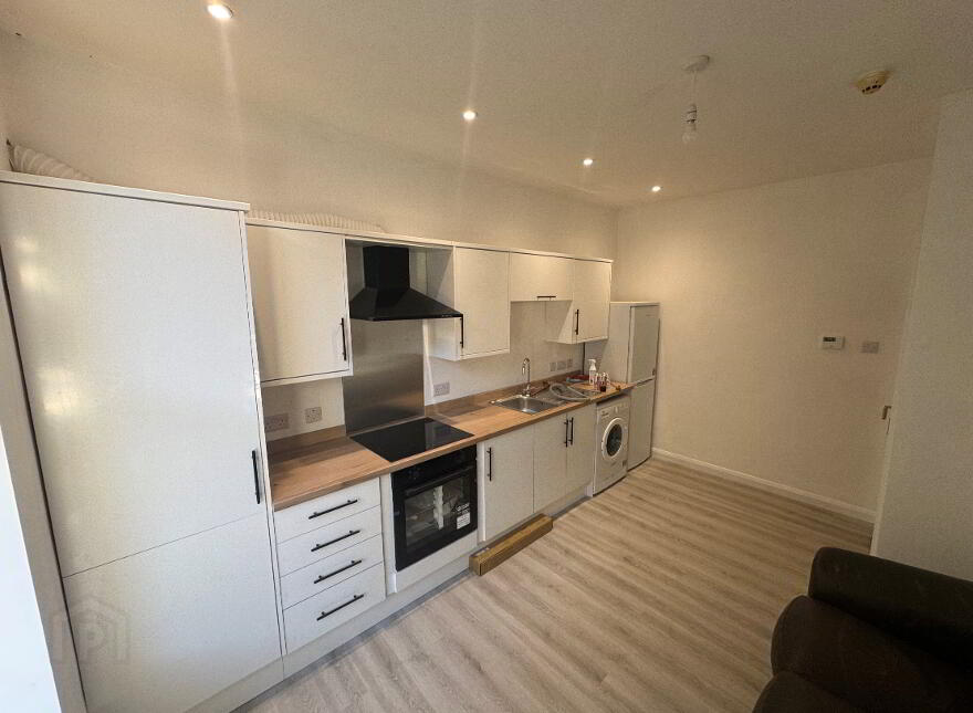 Flat 1, 77 Fitzroy Avenue, Belfast, BT7 1HT
