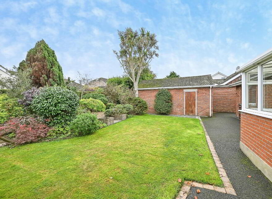 13 Rossdale Road, Bangor, BT19 6BE