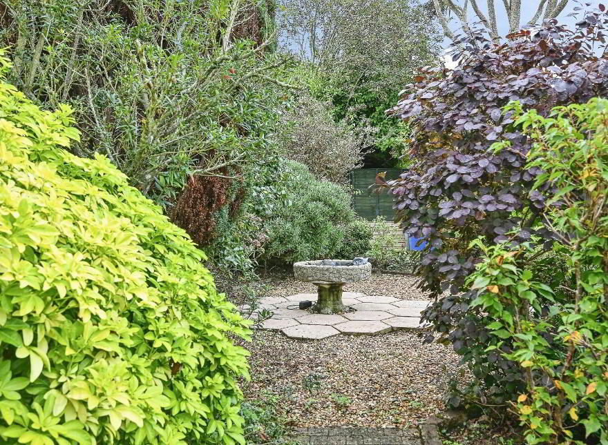 13 Rossdale Road, Bangor, BT19 6BE