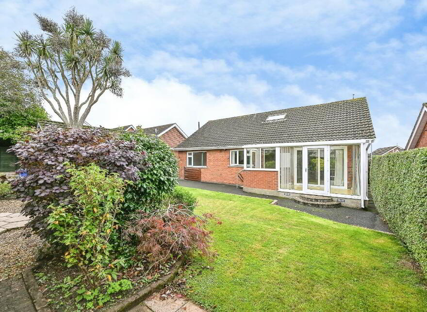 13 Rossdale Road, Bangor, BT19 6BE