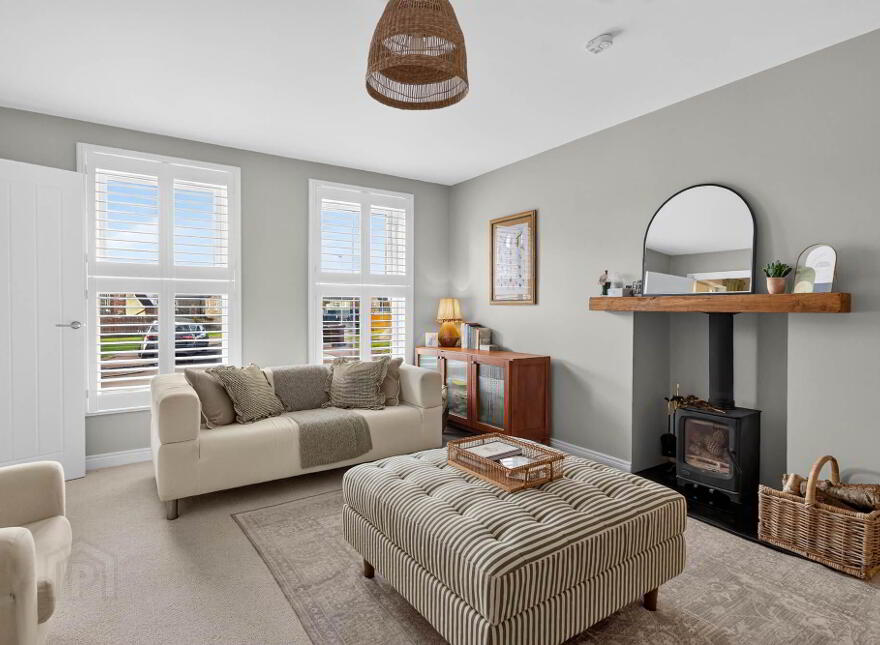 27 Wellington Park View, Maghaberry, Lisburn, BT67 0XS