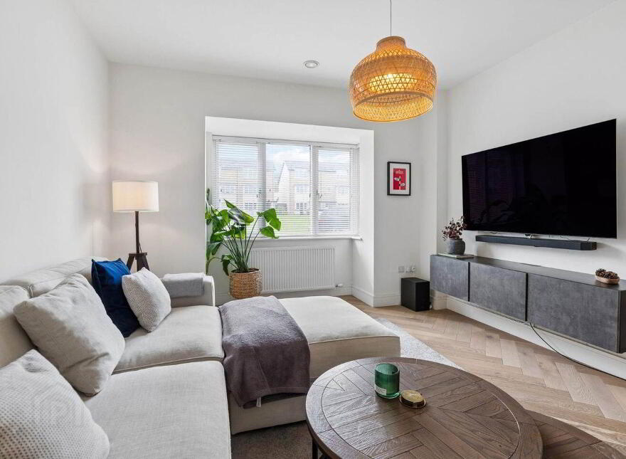 10 Clay Farm Green, Dublin 18, D18VX0X