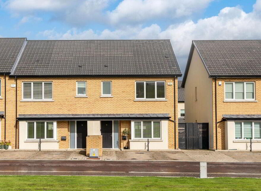 10 Clay Farm Green, Dublin 18, D18VX0X