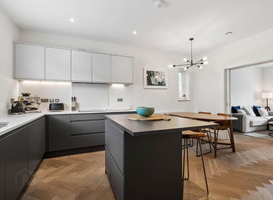 10 Clay Farm Green, Dublin 18, D18VX0X