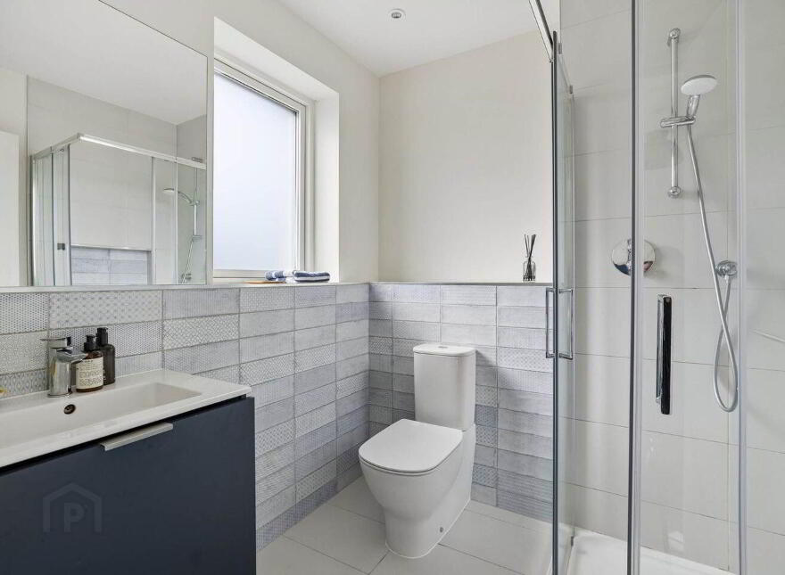 10 Clay Farm Green, Dublin 18, D18VX0X