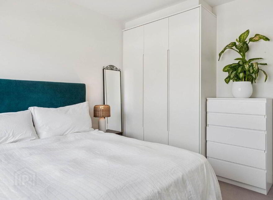10 Clay Farm Green, Dublin 18, D18VX0X