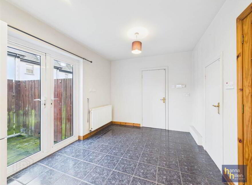 30A Charlotte Street, Warrenpoint, BT34 3LF