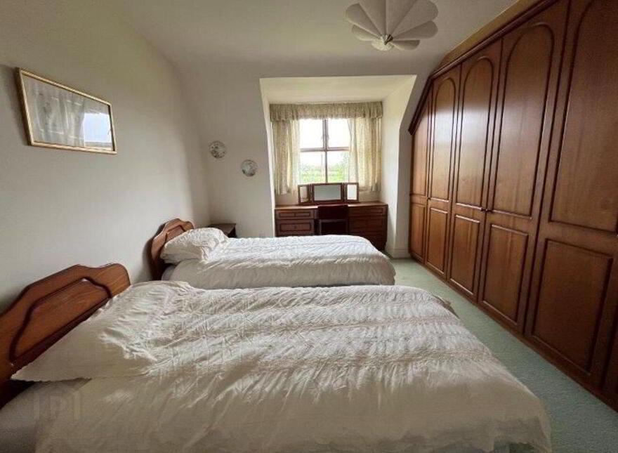 Ardakip Beg, Dromahair, F91KW81