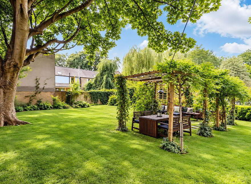 Apartment 13 59 Pembroke Road, Ballsbridge, Ballsbridge, D04H504