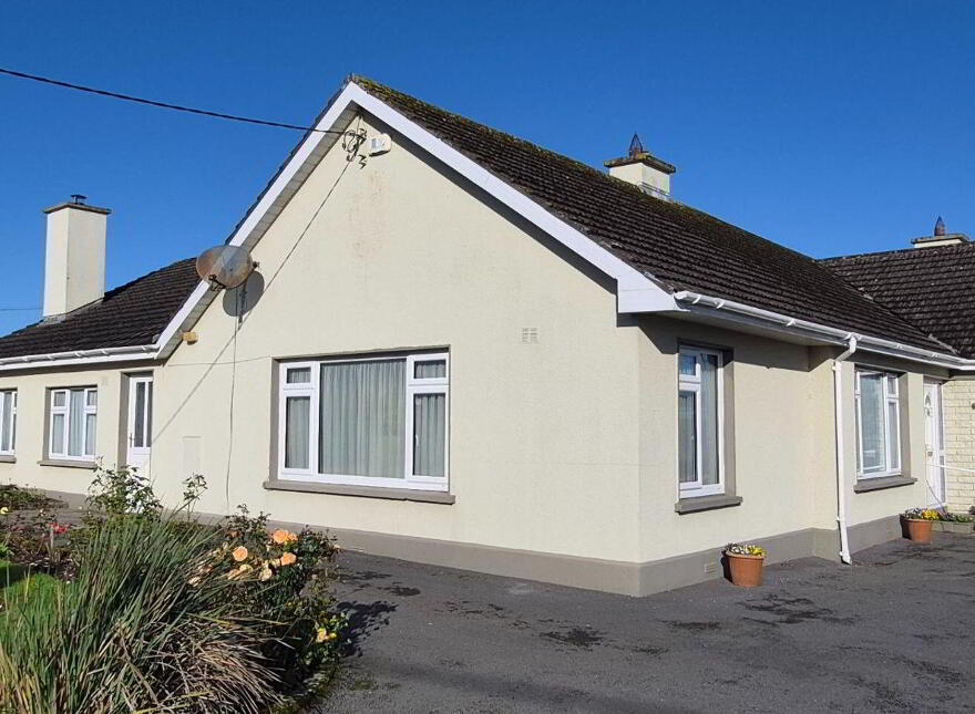 Tullamore Road, Birr, R42WP78