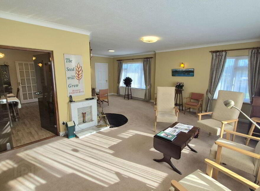Tullamore Road, Birr, R42WP78