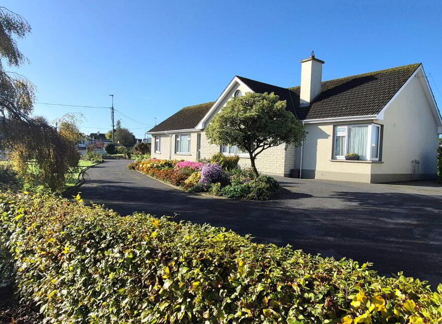 Tullamore Road, Birr, R42WP78