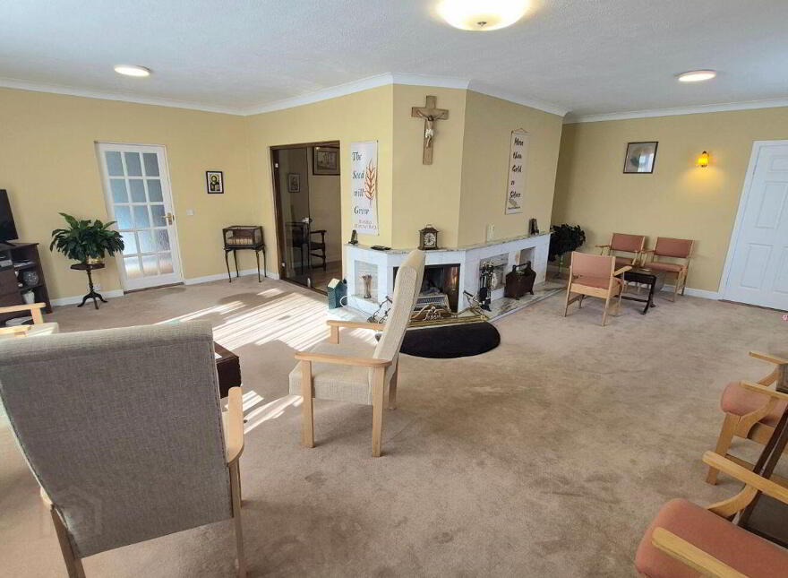 Tullamore Road, Birr, R42WP78