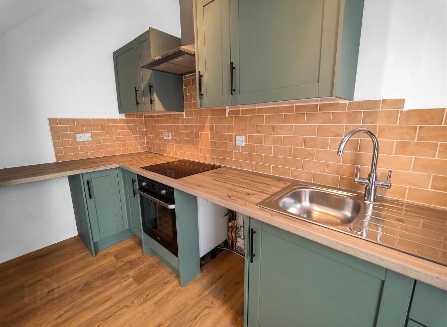 15 Benview Park, Belfast, BT14 8HT