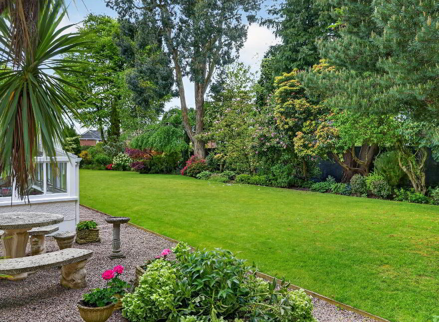 The White Lodge, 1 Malone Court, Belfast, BT9 6PA