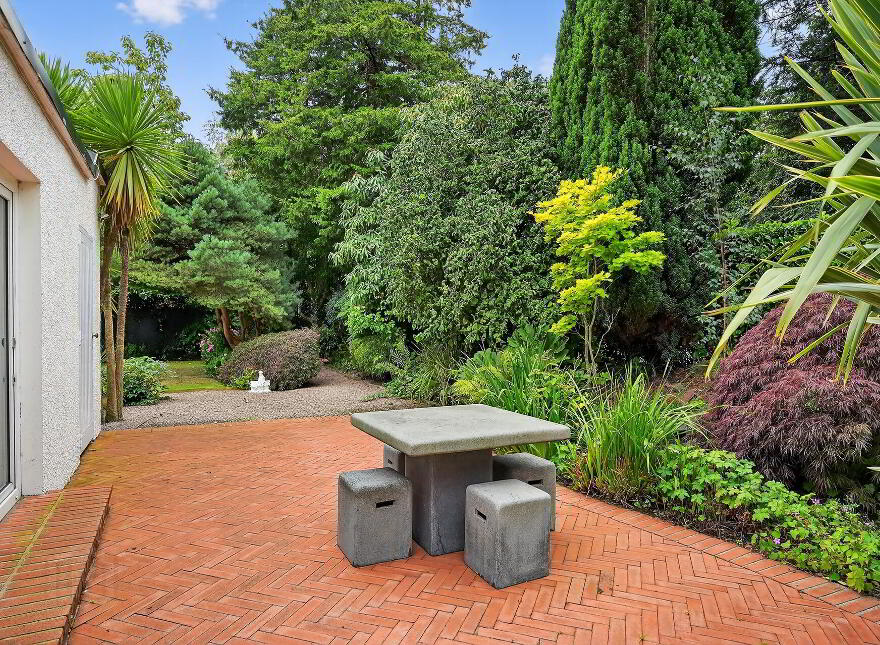 The White Lodge, 1 Malone Court, Belfast, BT9 6PA