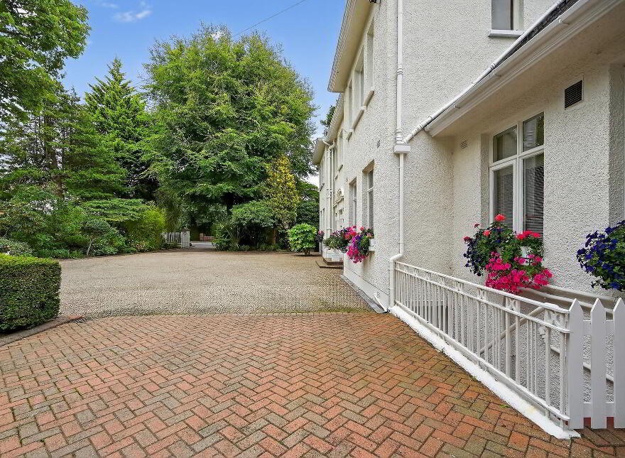 The White Lodge, 1 Malone Court, Belfast, BT9 6PA