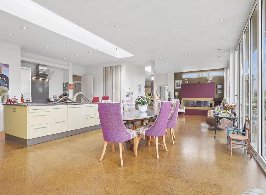 Turvey, Hillcrest Road, Sandyford, Sandyford, D18W7R2
