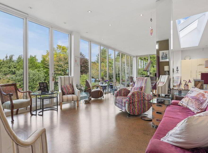 Turvey, Hillcrest Road, Sandyford, Sandyford, D18W7R2