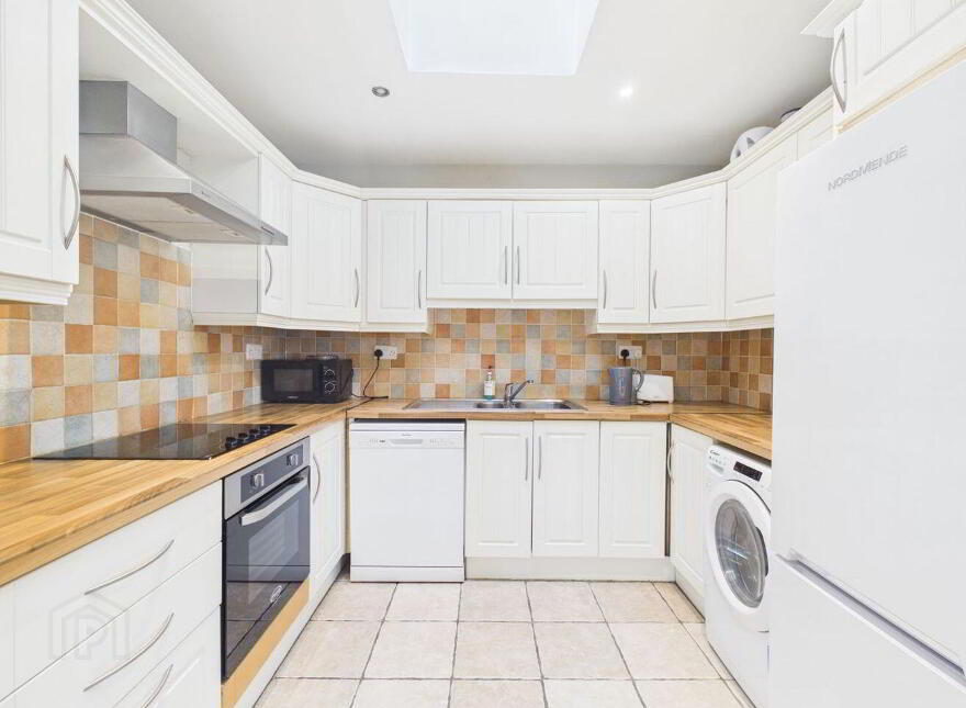 Apartment 15 Breffni Court, Castle Street, Ashbourne, A84X472