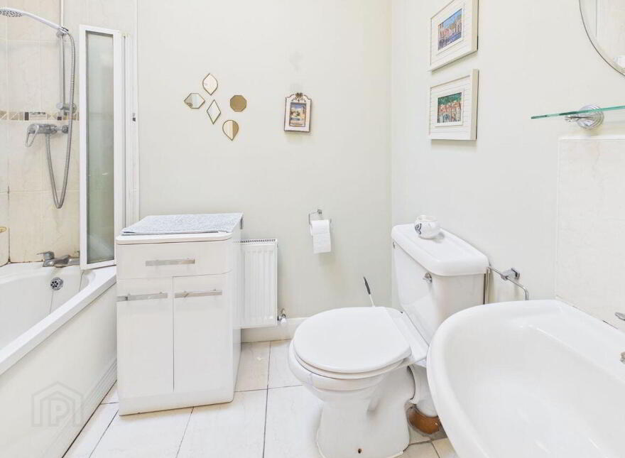 Apartment 15 Breffni Court, Castle Street, Ashbourne, A84X472